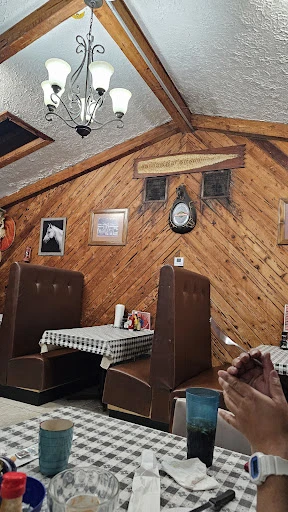 Reef N Beef Restaurant and Lounge photo 6